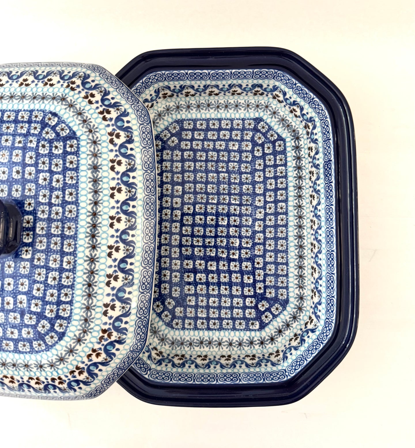 ISO KANNELLINEN UUNIVUOKA - NORDIC