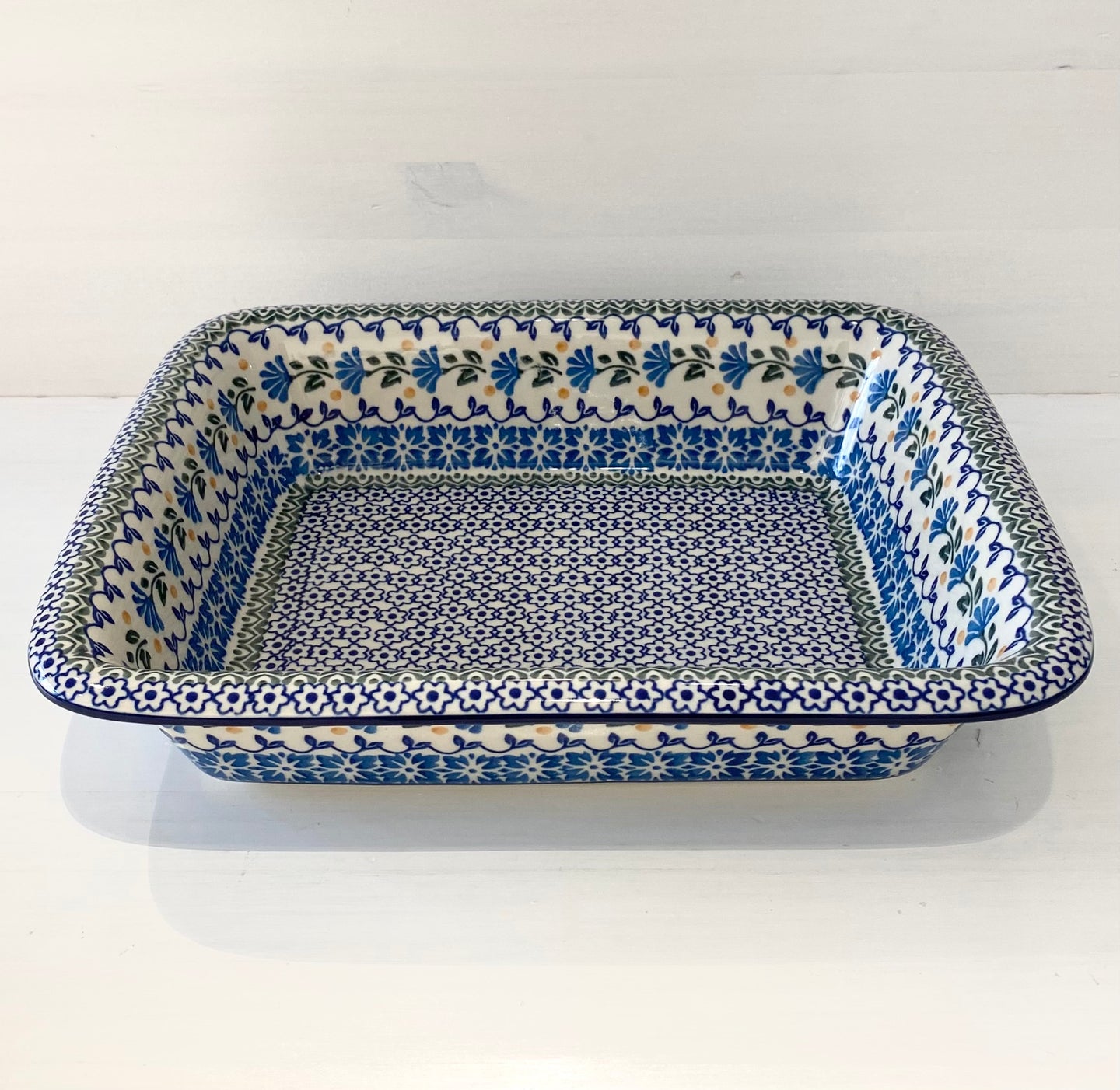 Rimmed casserole dish 2l - atlantis