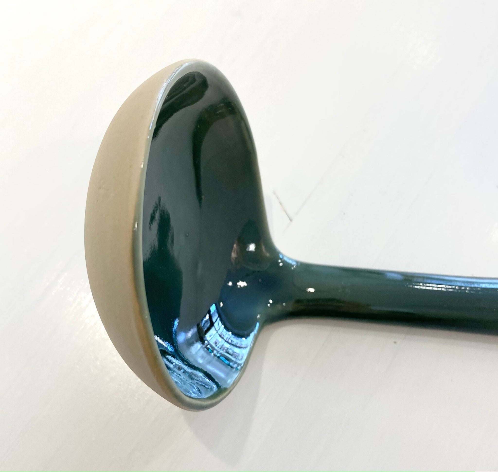 Digoi ceramic ladle - green/sand