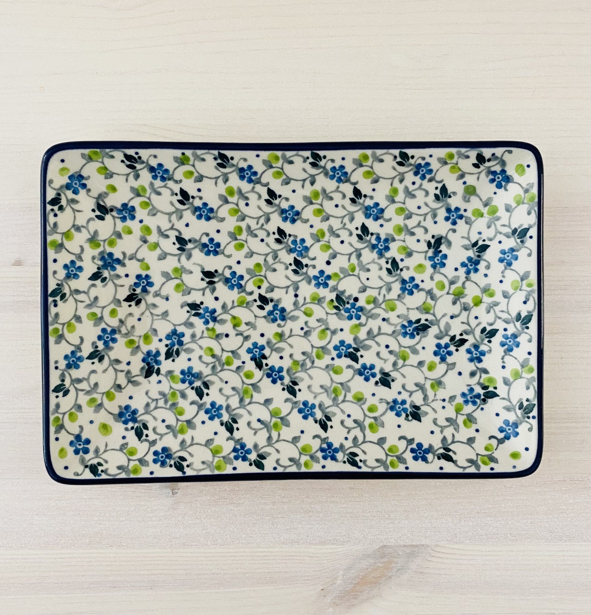 SUSHILAUTANEN 21,5 x 15cm - KEVÄTTÄHTI