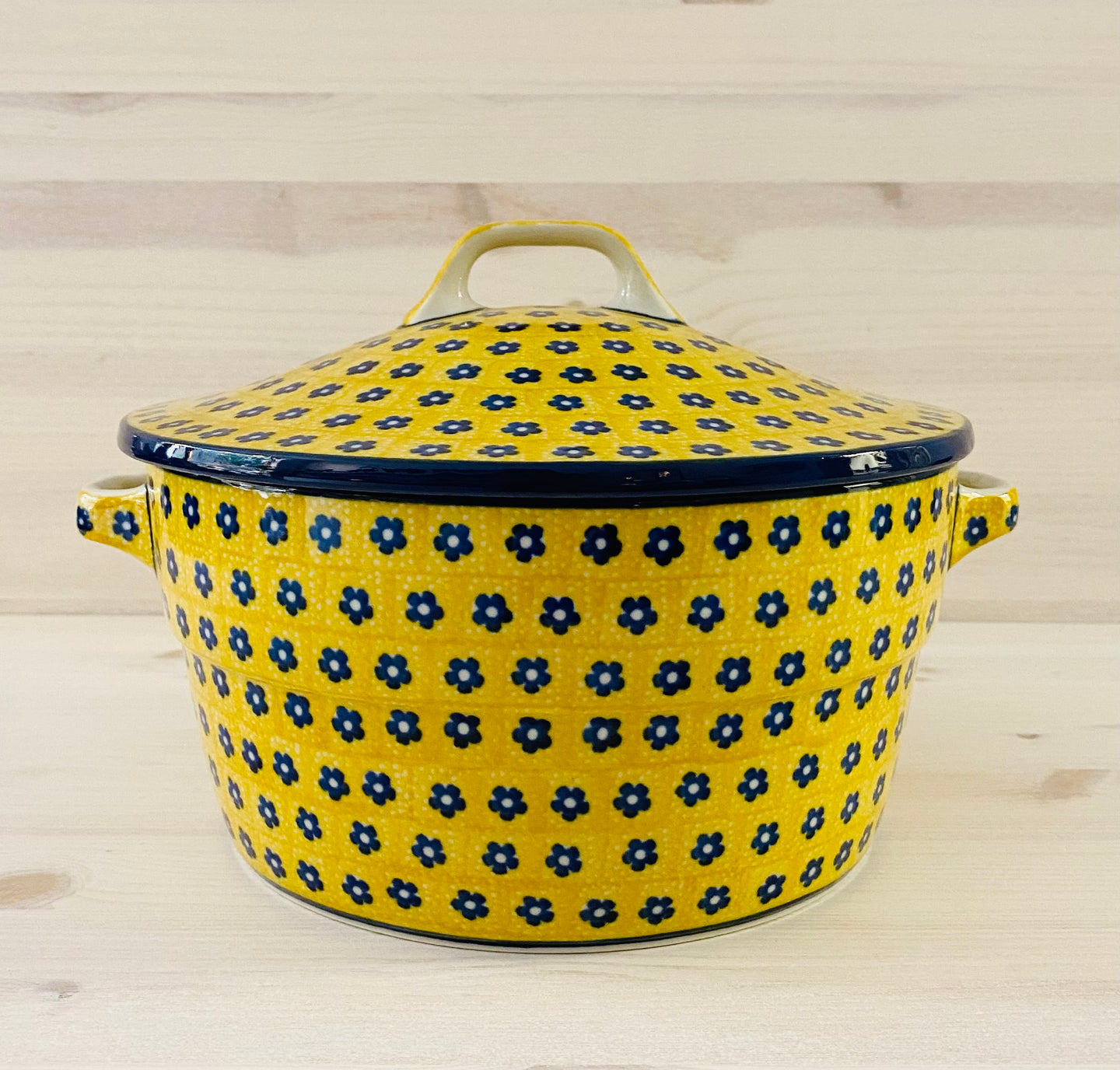 Casserole with lid 1.75 l - sun