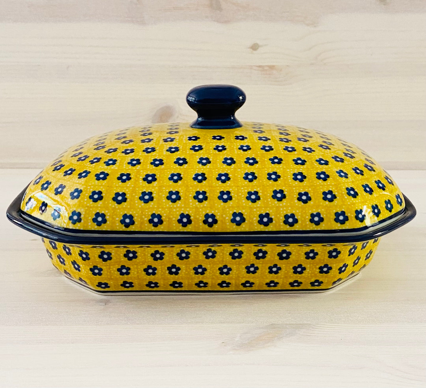 Small oven dish with lid - sun