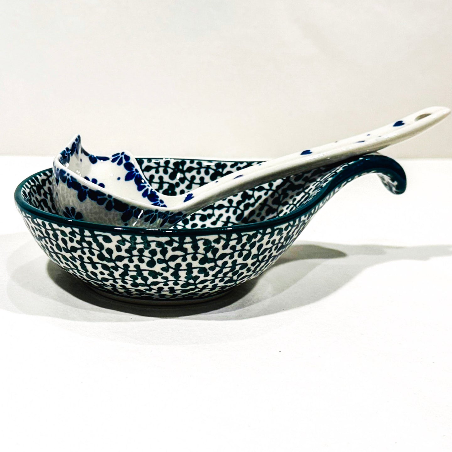 PYÖREÄ KAPUSTANLEPUUTIN - EUCALYPTUS