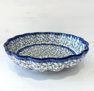 Flat bowl with wavy edges 1l - juniper