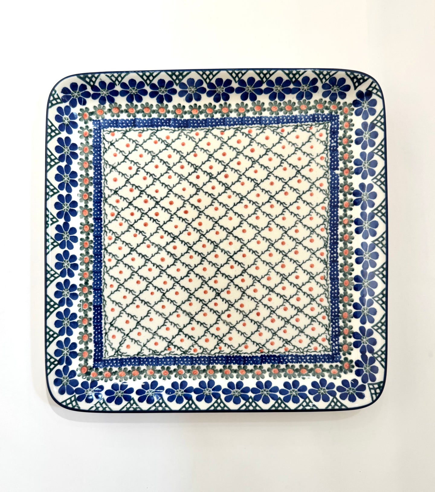 NELIÖ TARJOILULAUTANEN - HOLIDAY