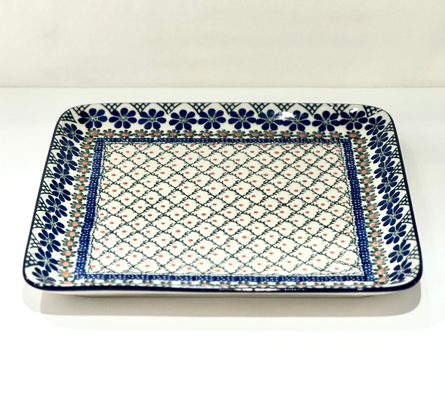 NELIÖ TARJOILULAUTANEN - HOLIDAY