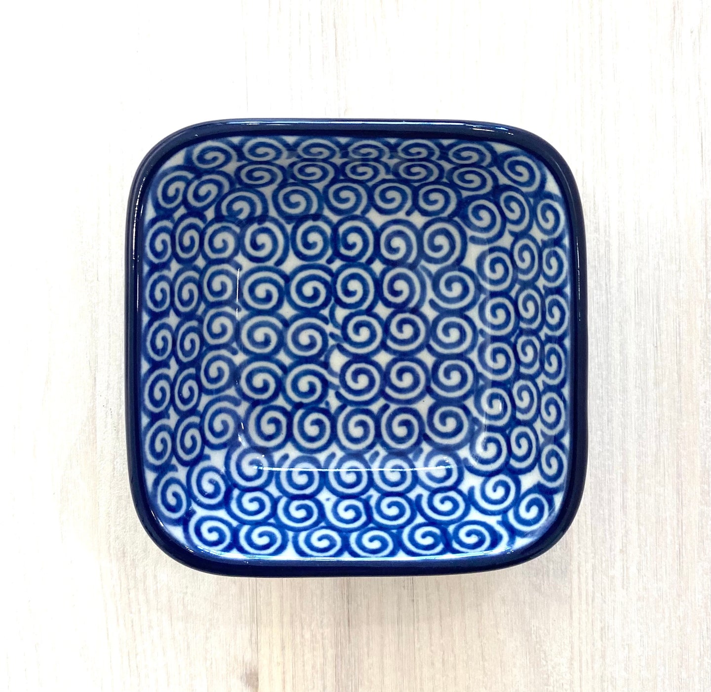 Dippikuppi 8 x 8 cm - aalto