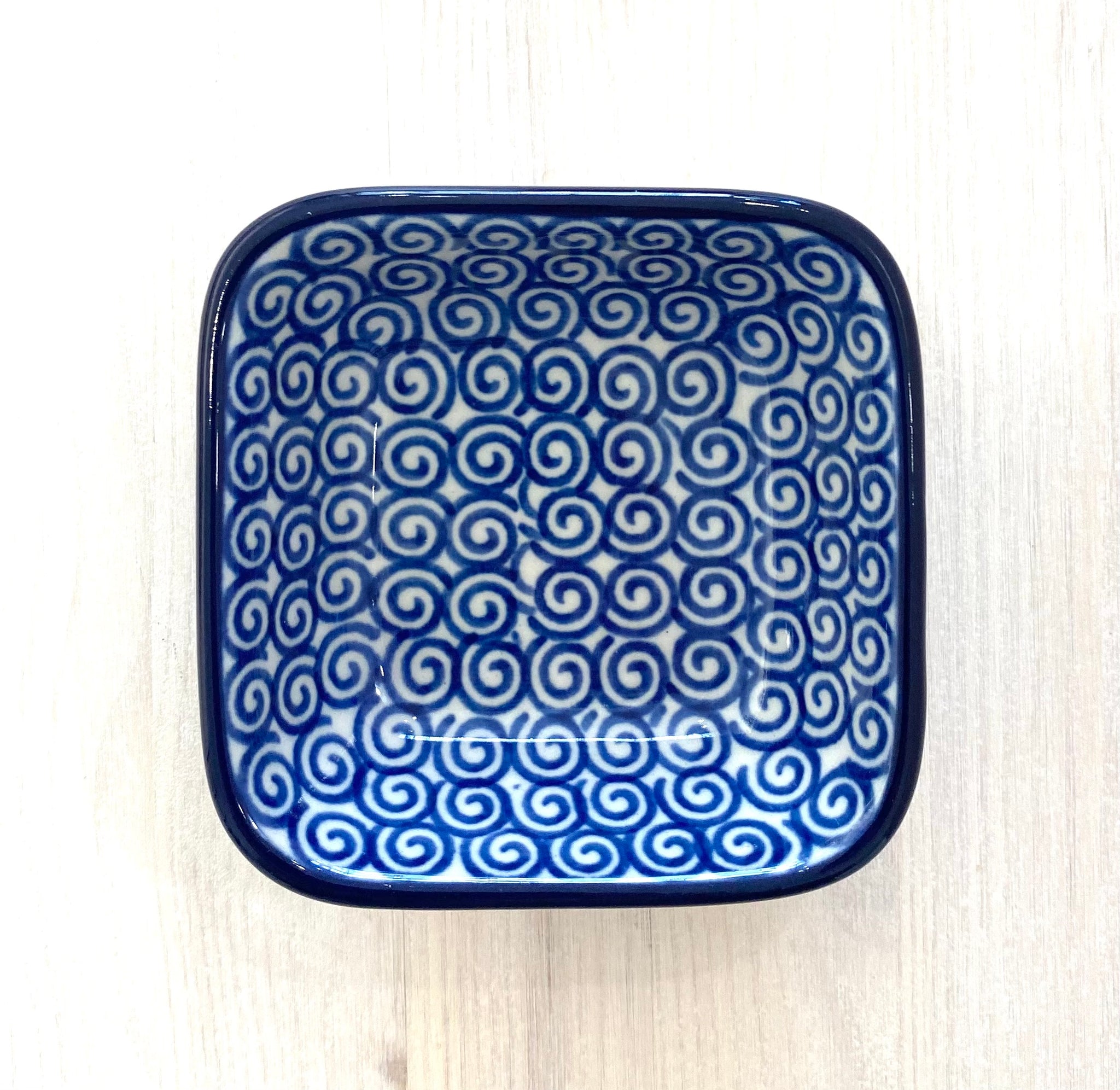 Dippikuppi 8 x 8 cm - aalto
