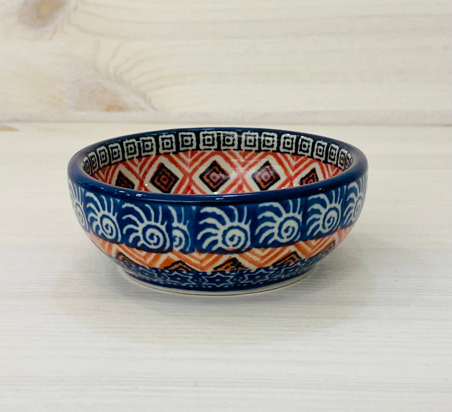 DIPPIKUPPI - AZTECH PUNAINEN