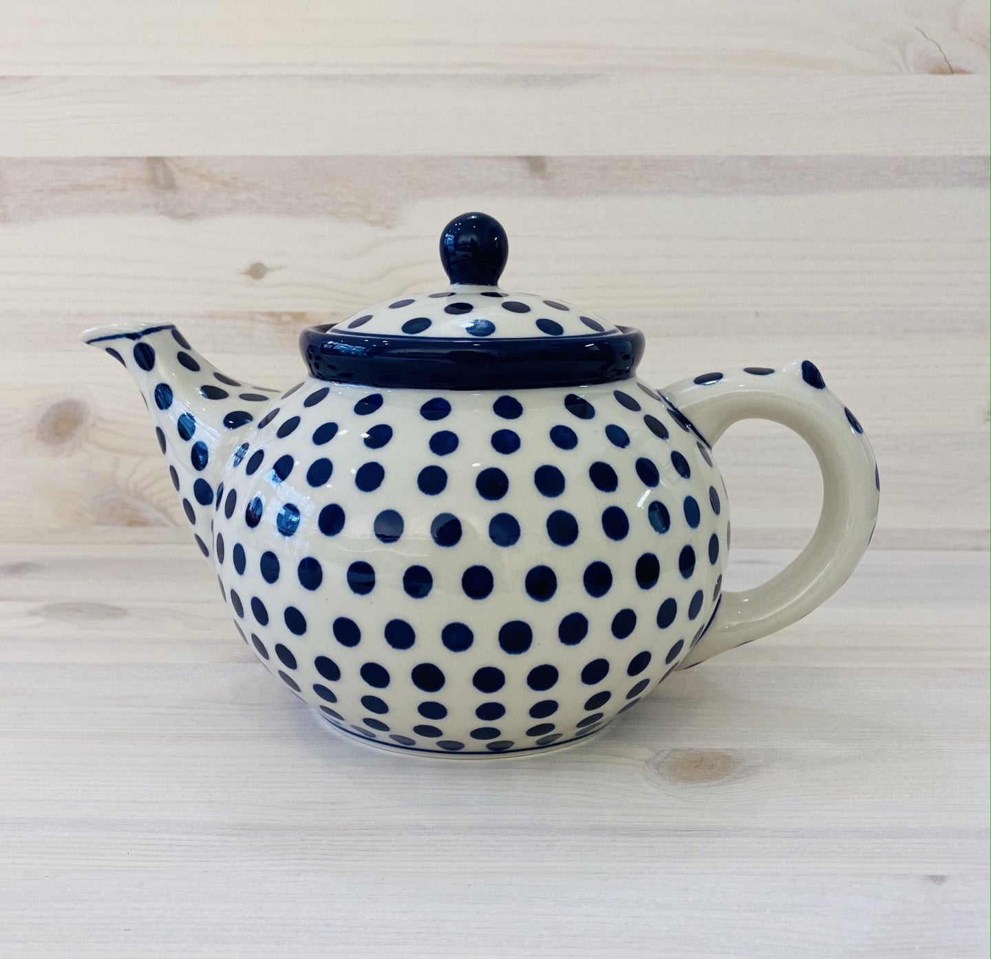 Teepannu 1,2L + haudutin - polkadot