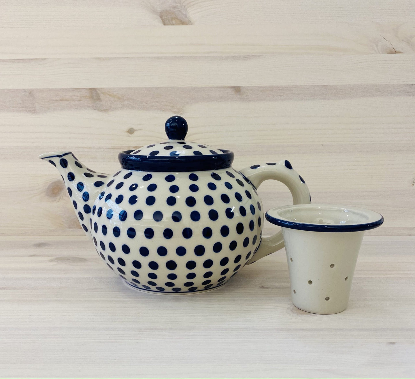 Teepannu 1,2L + haudutin - polkadot