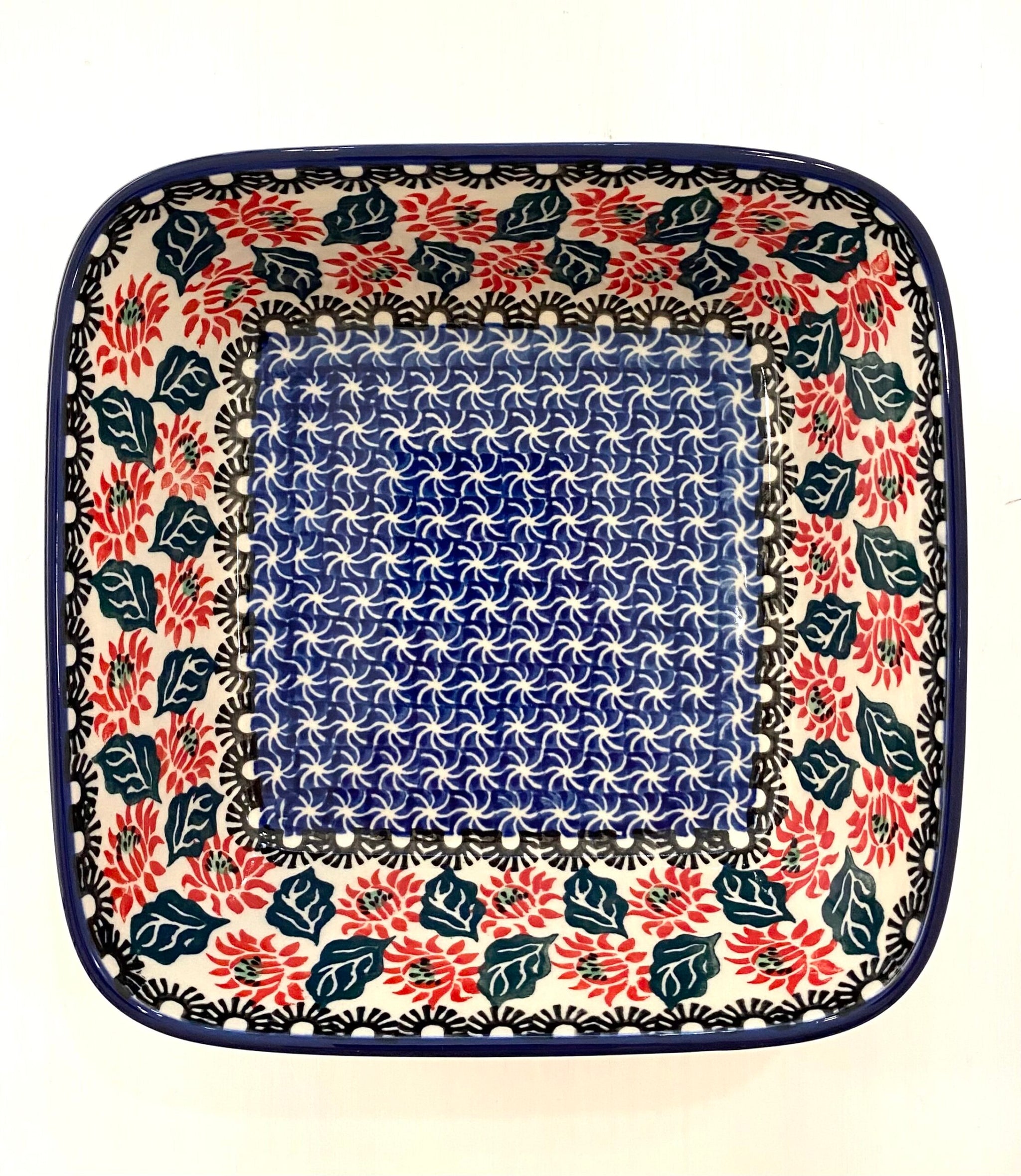 NELIÖNMUOTOINEN VUOKA 1L - OLKIKUKKA PUNAINEN