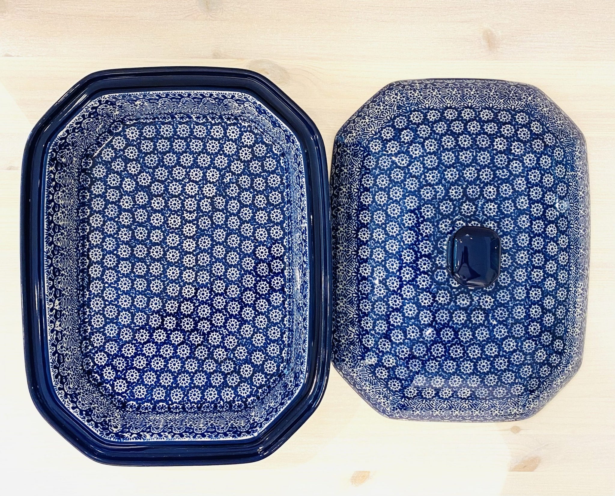 ISO KANNELLINEN UUNIVUOKA - MERI