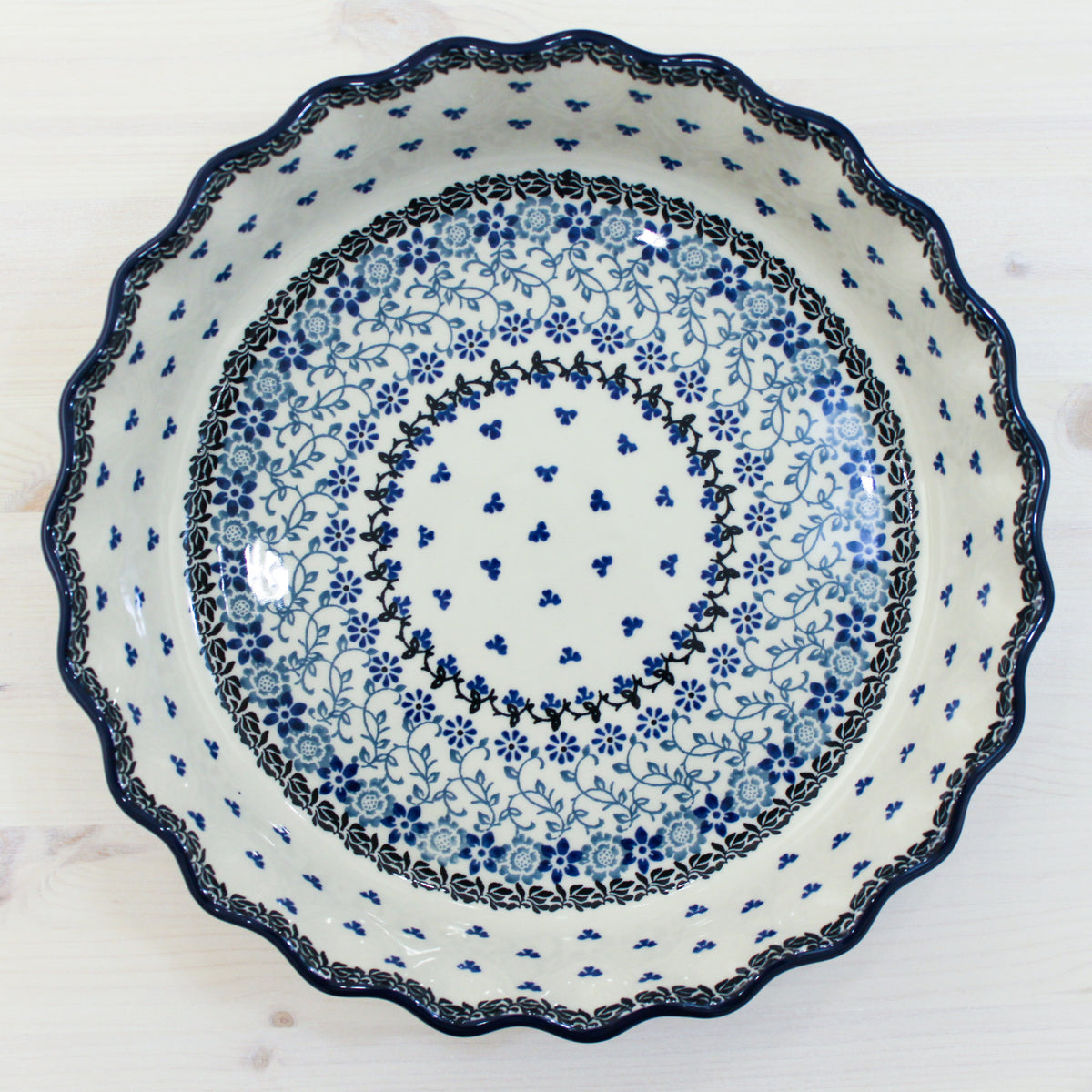 Large pie dish 1 - riviera