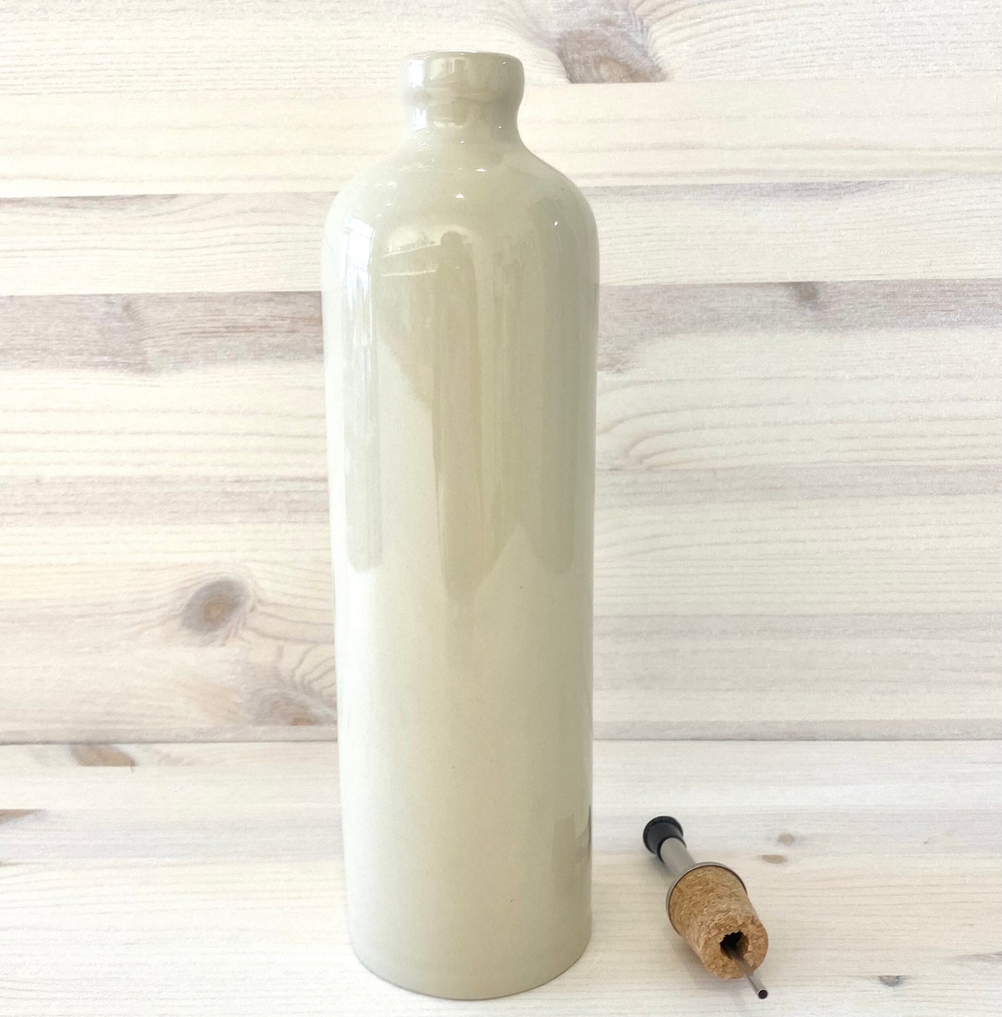 Oil and vinegar bottle 0.6l - sand